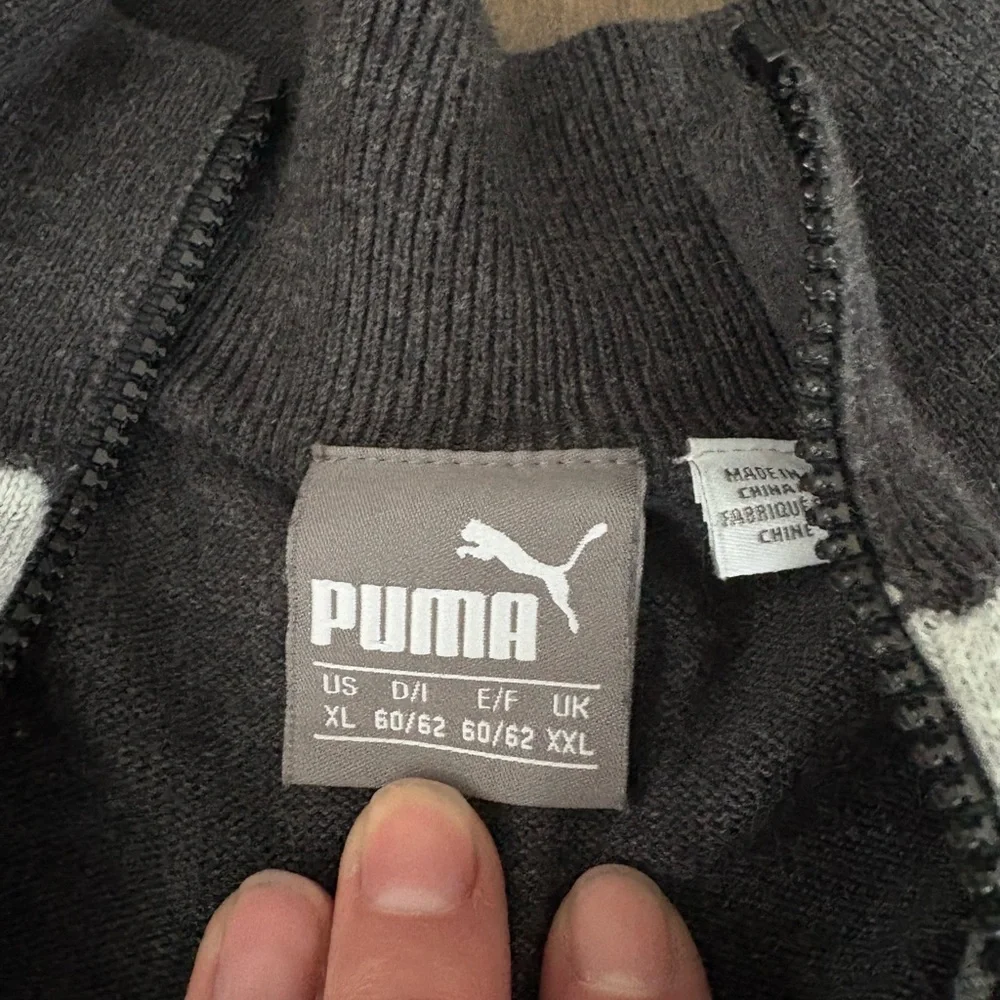 FITS LIKE L - Puma Men's Gray Striped Sweater - Picture 4 of 8